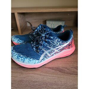 Women's ASICS Fuji Lite 2 Trail Running Athletic Shoes Size 9
